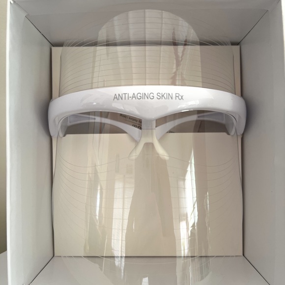 7 color LED facial mask wear on the Go girl cordless USB recharges U Beautiful - Picture 13 of 13